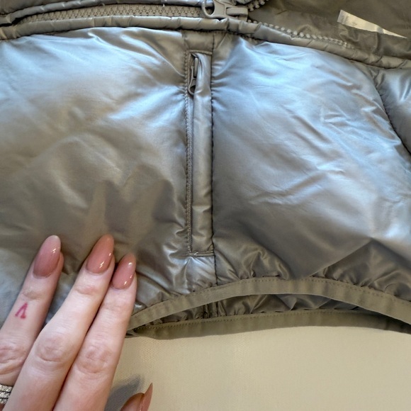 Fabletics‎ Women’s puffer Vest Size S Fabletics - Picture 4 of 8